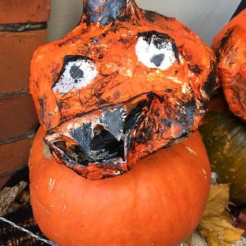 Anna Maguire 7 Trash Bag Papermache eco