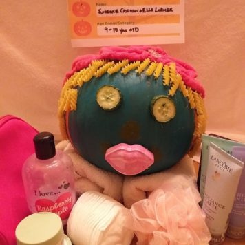 Florence Cashman Ella Lokmer 9-1 Sadie the spa day lady
